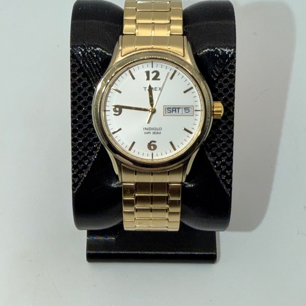Timex Easy Reader Mens 35mm Gold Tone Indiglo Day Date Watch T26481 Classic